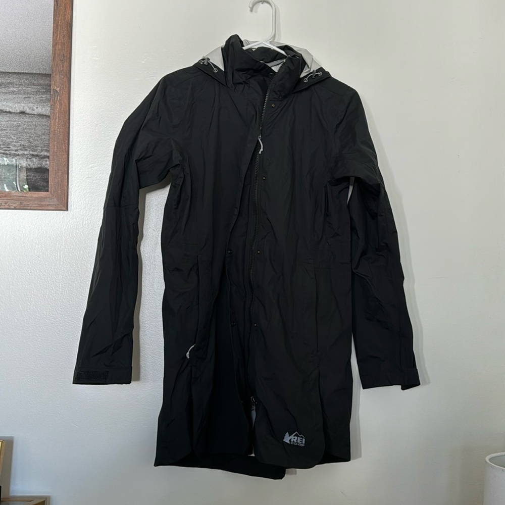 NWOT REI CO-op Women’s Rain Jacket Size XS